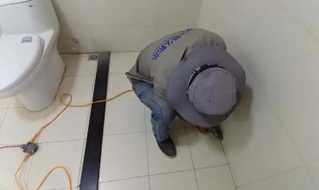 民丰卫生间补漏